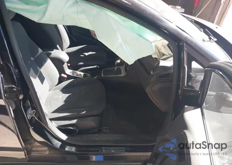 2017 Ford Fiesta Se z USA, uszkodzony, nr VIN 3FADP4BJ7HM161308